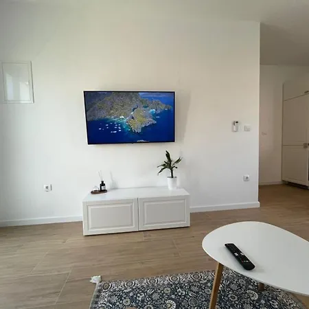 Laura Daire Korčula